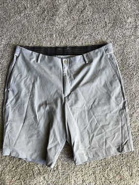 Nike Dri-FIT Golf Shorts Gray Golf Shorts Like New
